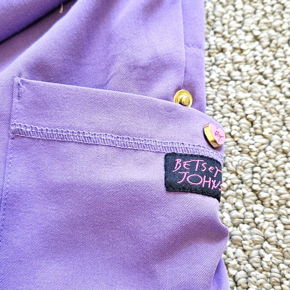 Betsey Johnson scrubs set - Picture 3 of 6